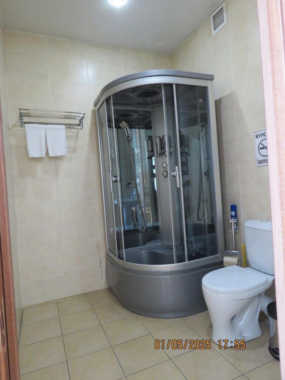 טרז Pride Hotel מראה חיצוני תמונה