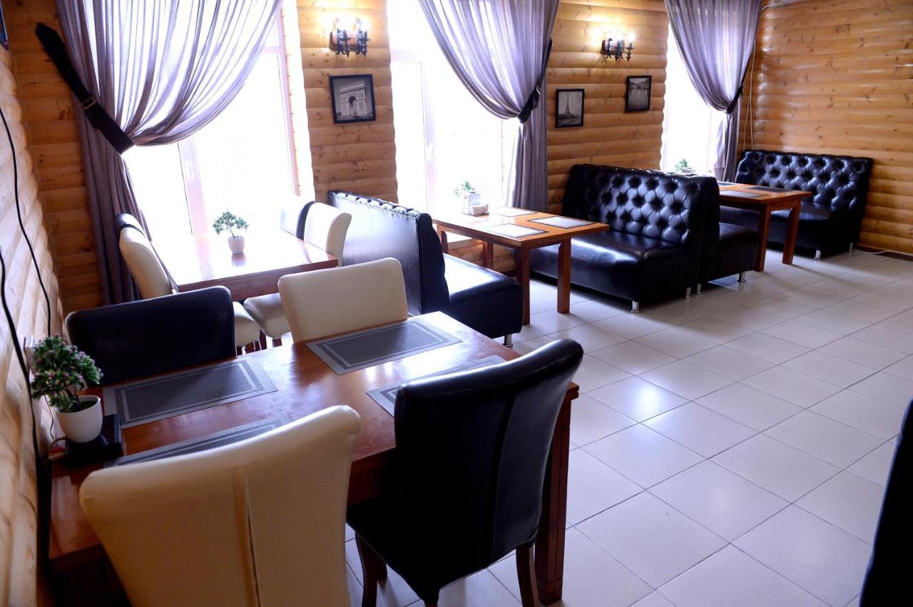 טרז Pride Hotel מראה חיצוני תמונה