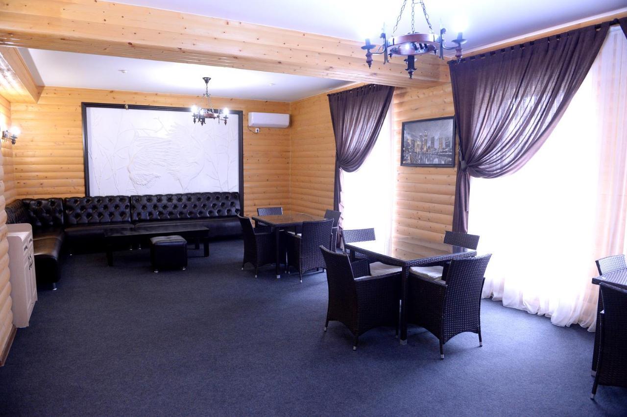 טרז Pride Hotel מראה חיצוני תמונה